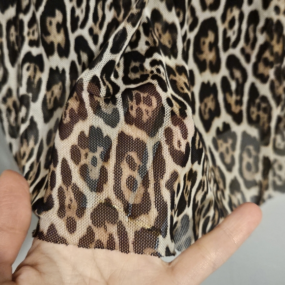 Women's blouse - Picture 4 of 5